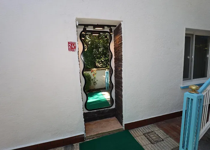 Ida Maya Apartment *